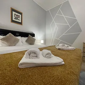 Pensión Arena Maroncelli Room2