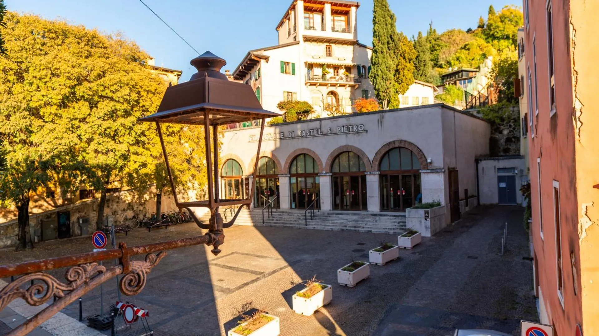 Bed and Breakfast La Finestra Sul Ponte By Postcardsfrom Verona