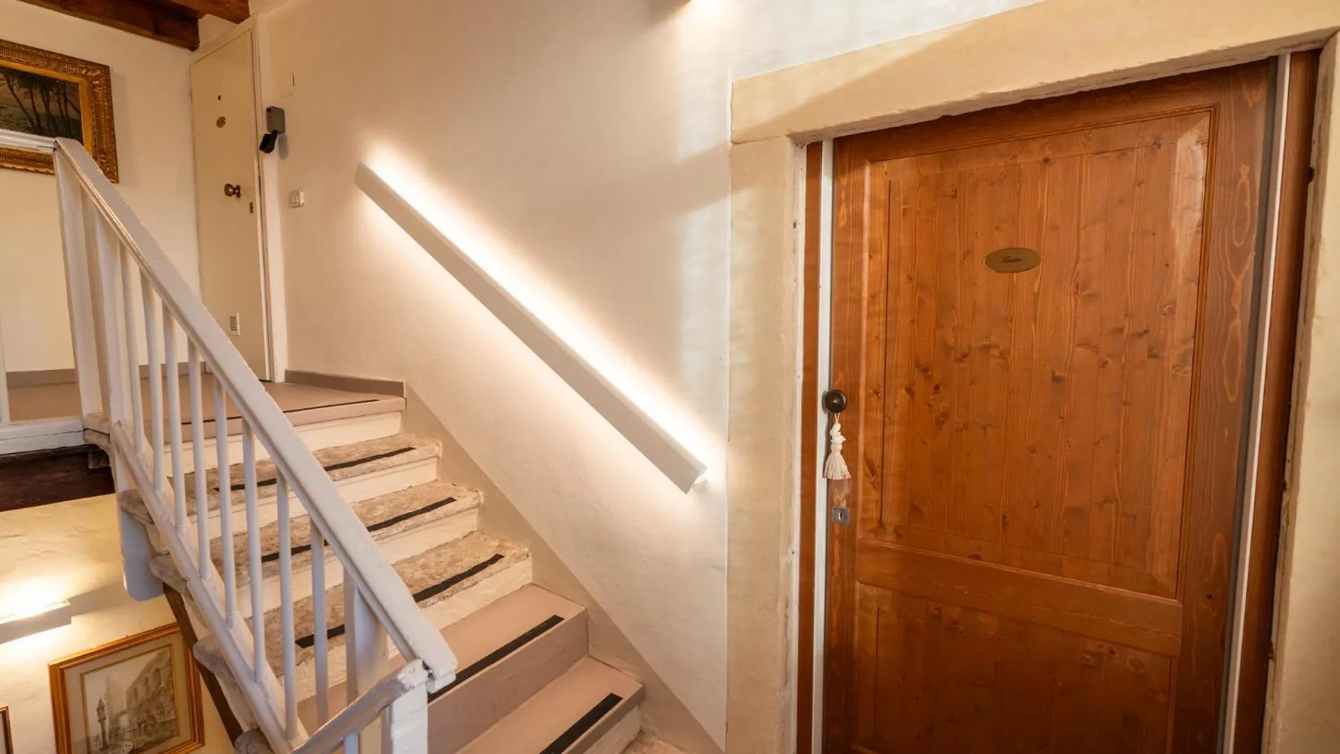 **  Bed and Breakfast La Finestra Sul Ponte By Postcardsfrom Verona Italia