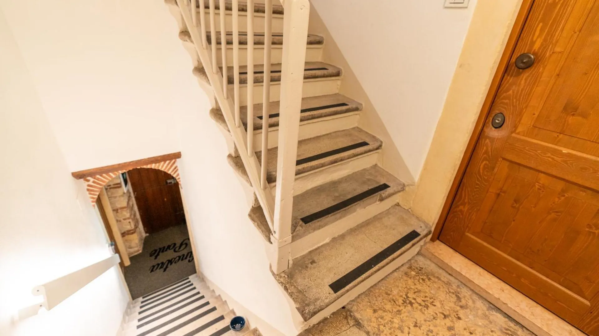 Bed and Breakfast La Finestra Sul Ponte By Postcardsfrom Verona