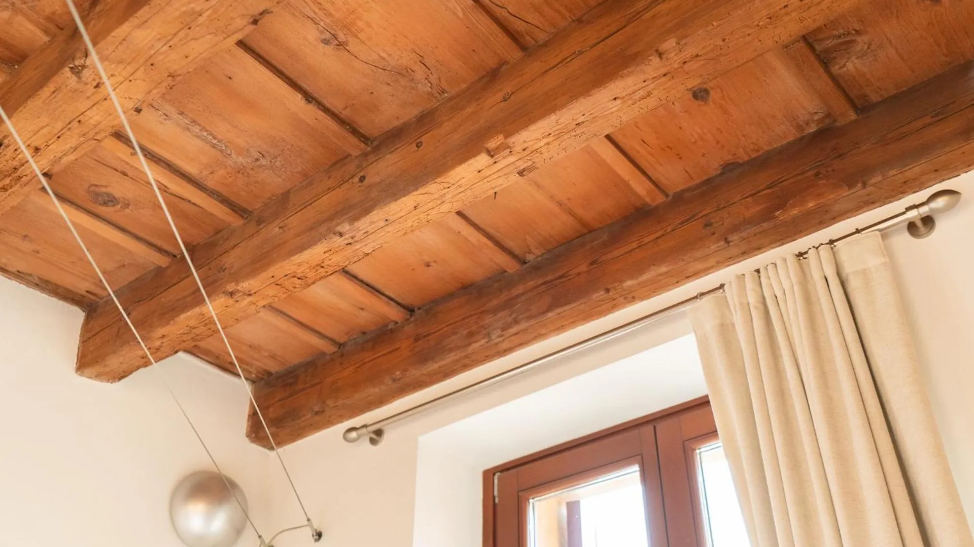 Bed and Breakfast La Finestra Sul Ponte By Postcardsfrom Verona